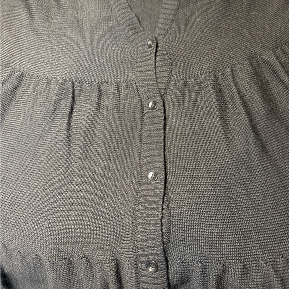 Nine West Black V-Neck Button-Front Sweater Cardigan Sz. Large - Picture 5 of 9